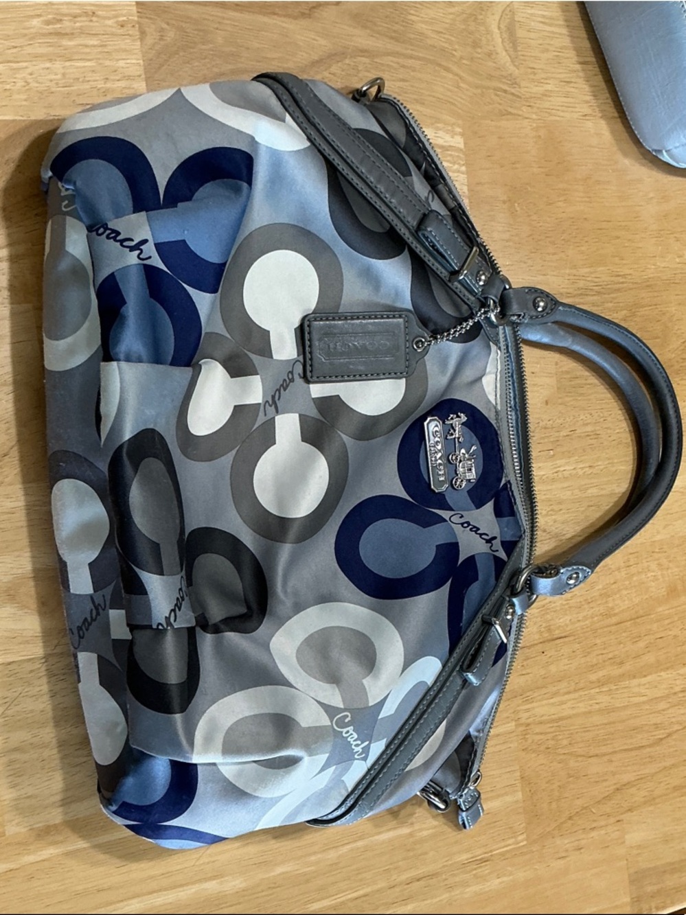Women’s coach bag